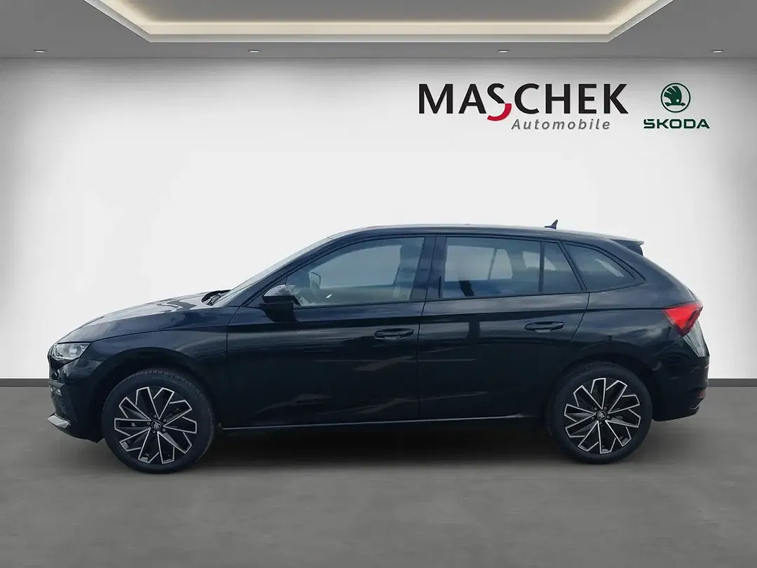 Skoda Scala - Thumbnail 2