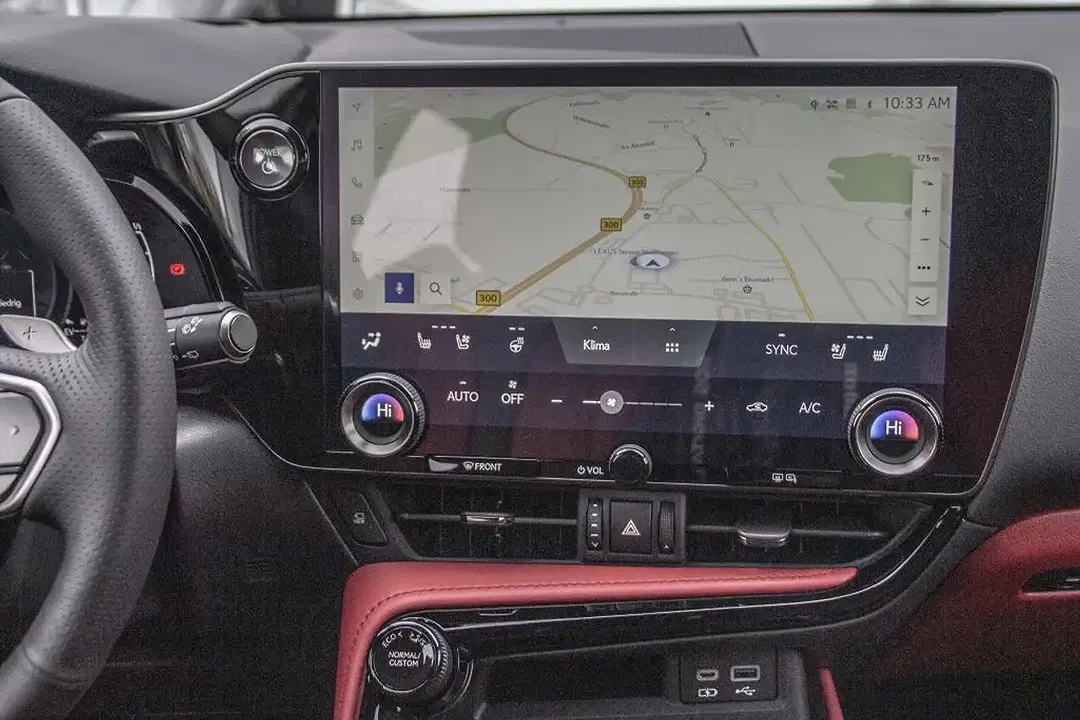 Lexus NX 450h+ - Thumbnail 5