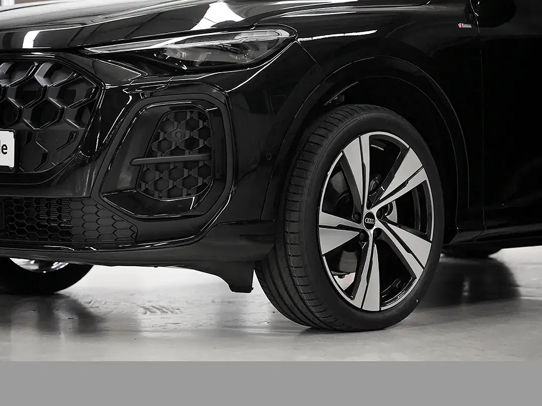 Audi Q5 - Thumbnail 5