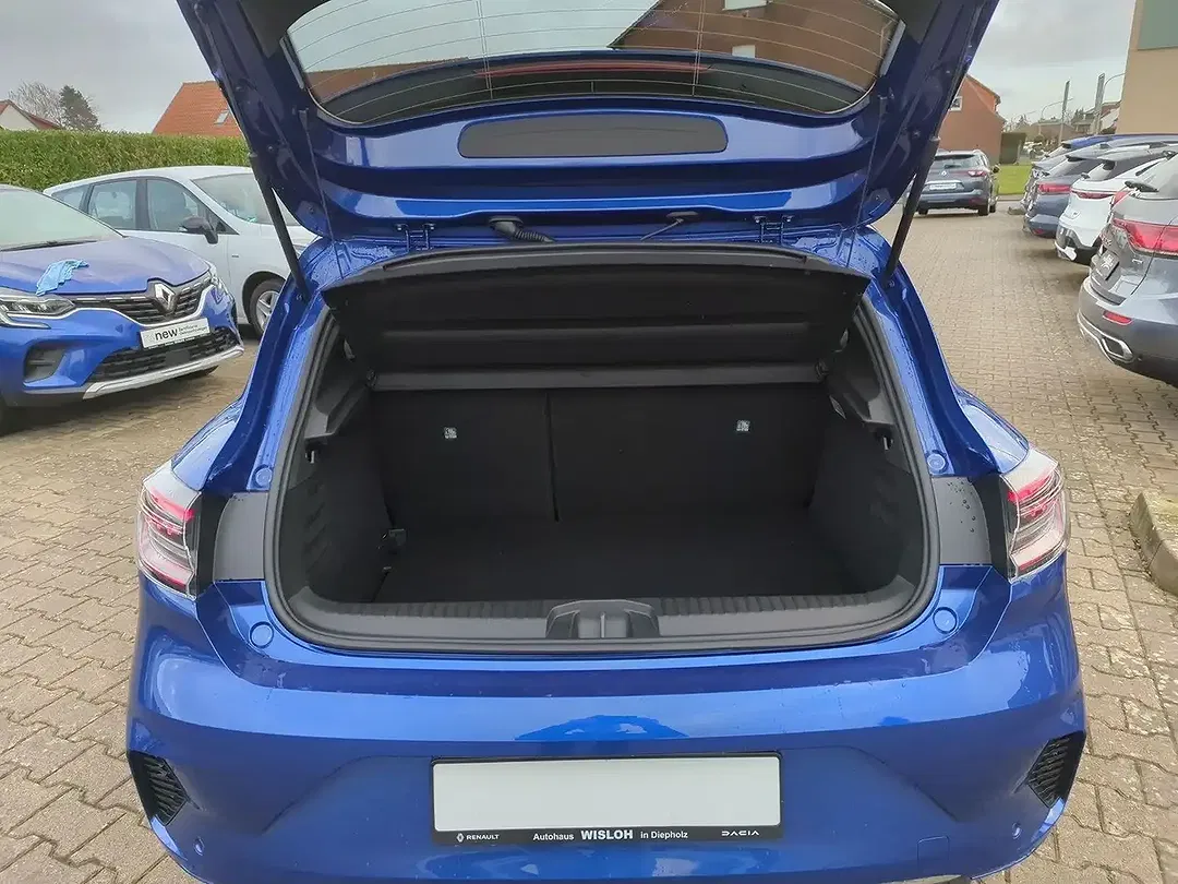 Renault Clio - Thumbnail 6
