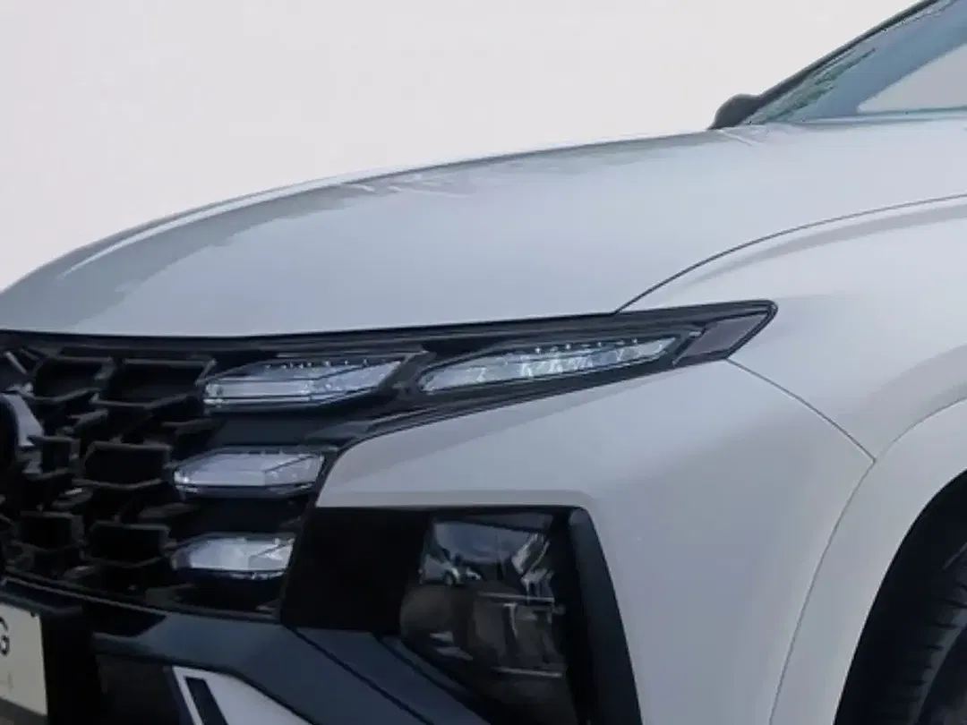 Hyundai TUCSON - Thumbnail 6