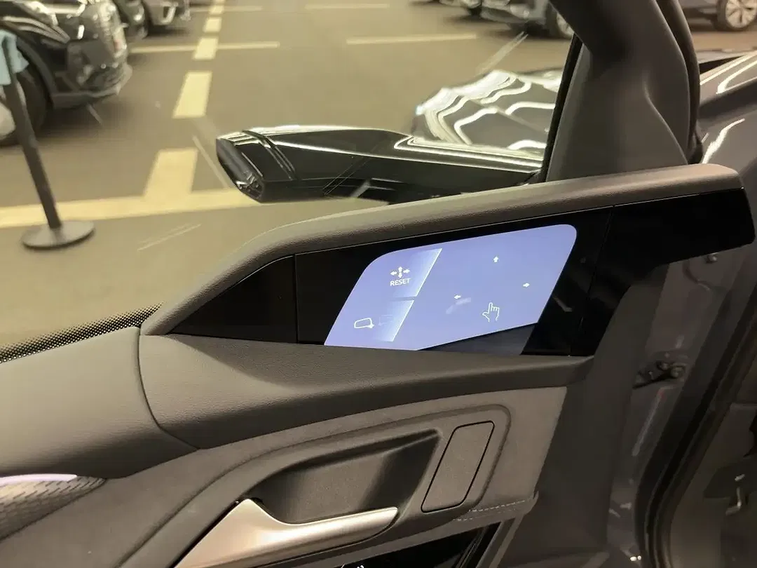 Audi S6 e-tron - Thumbnail 11