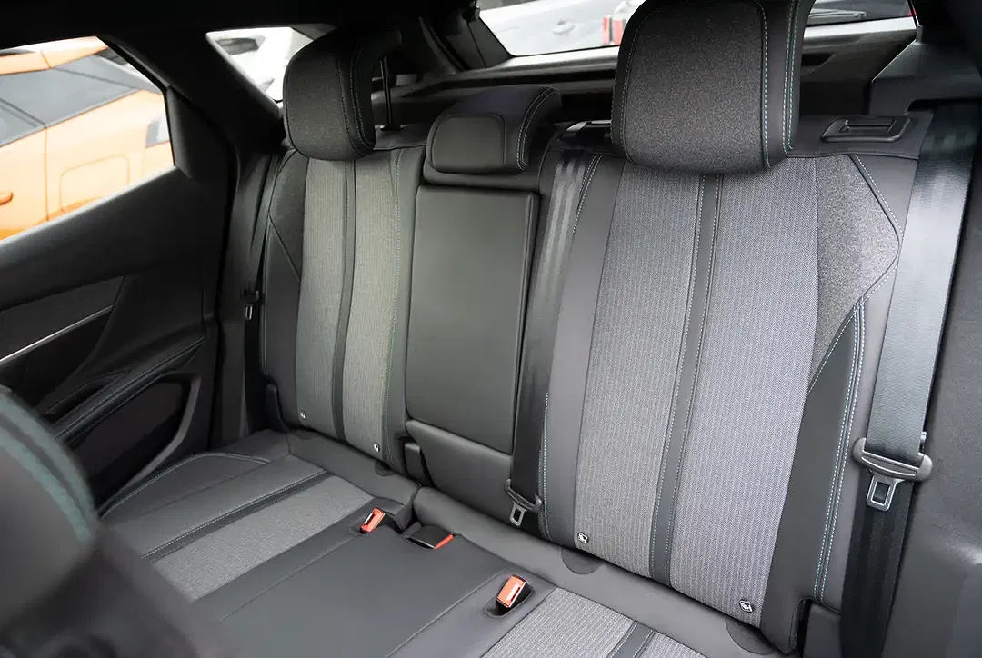 Peugeot 3008 - Thumbnail 7
