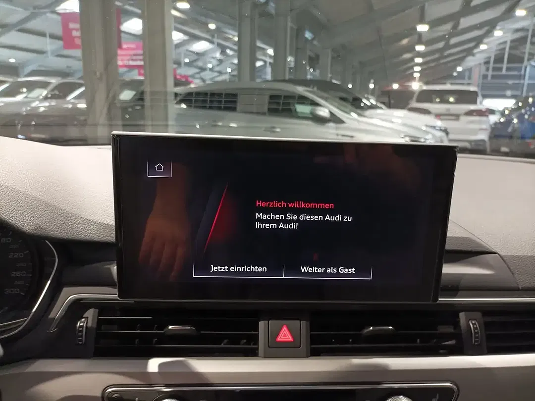 Audi A4 - Thumbnail 11