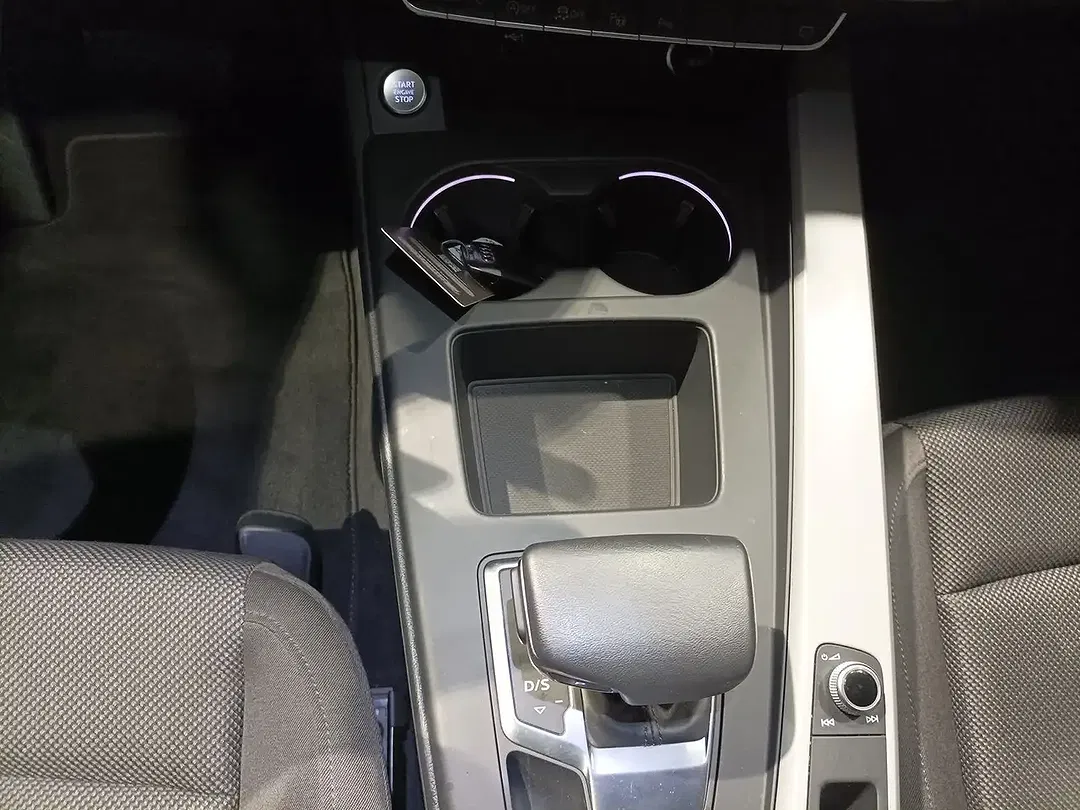 Audi A4 - Thumbnail 13