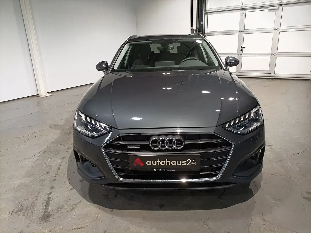 Audi A4 - Thumbnail 2