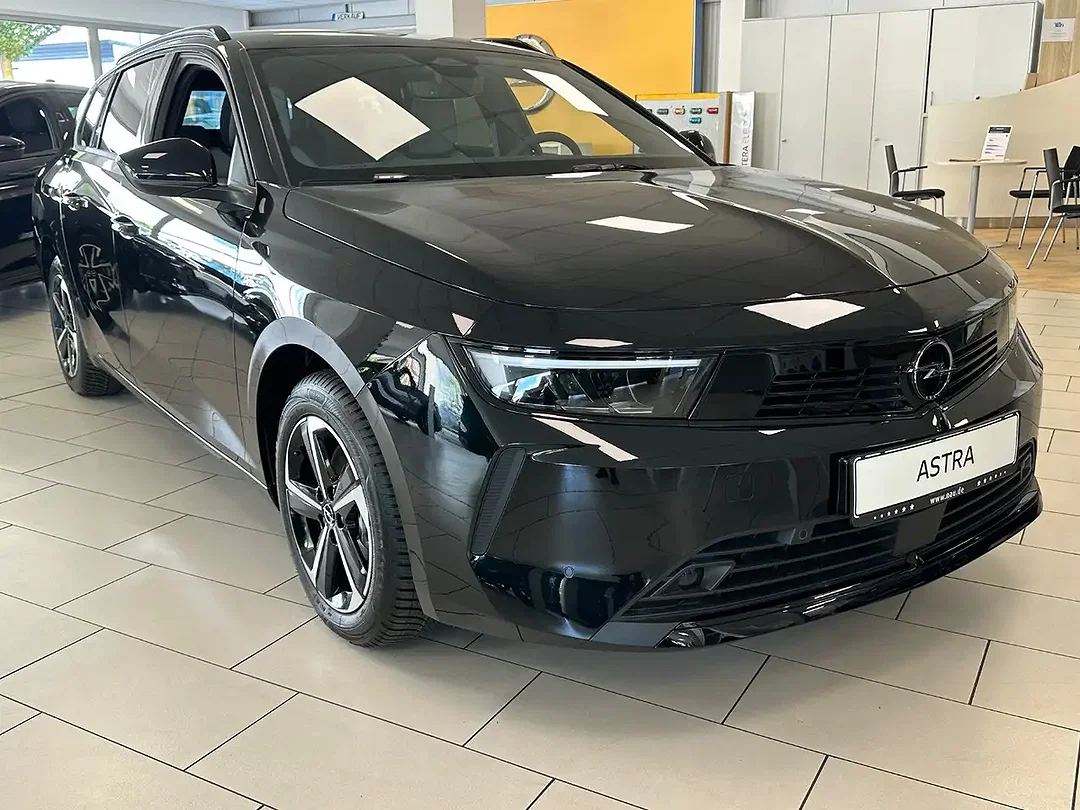 Opel Astra - Afbeelding 1