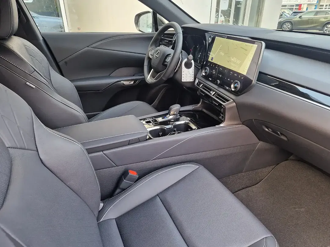 Lexus RX 450h - Thumbnail 8