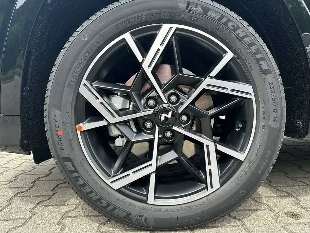 Hyundai TUCSON - Thumbnail 9