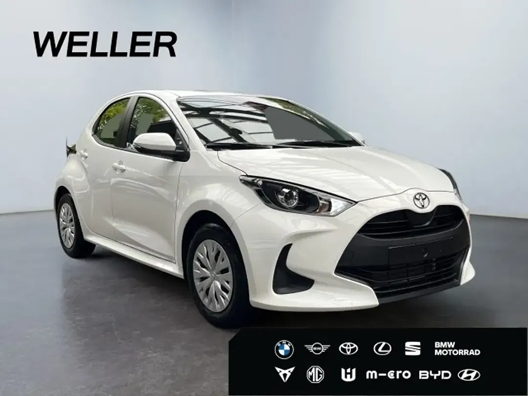 Toyota Yaris - Thumbnail 3