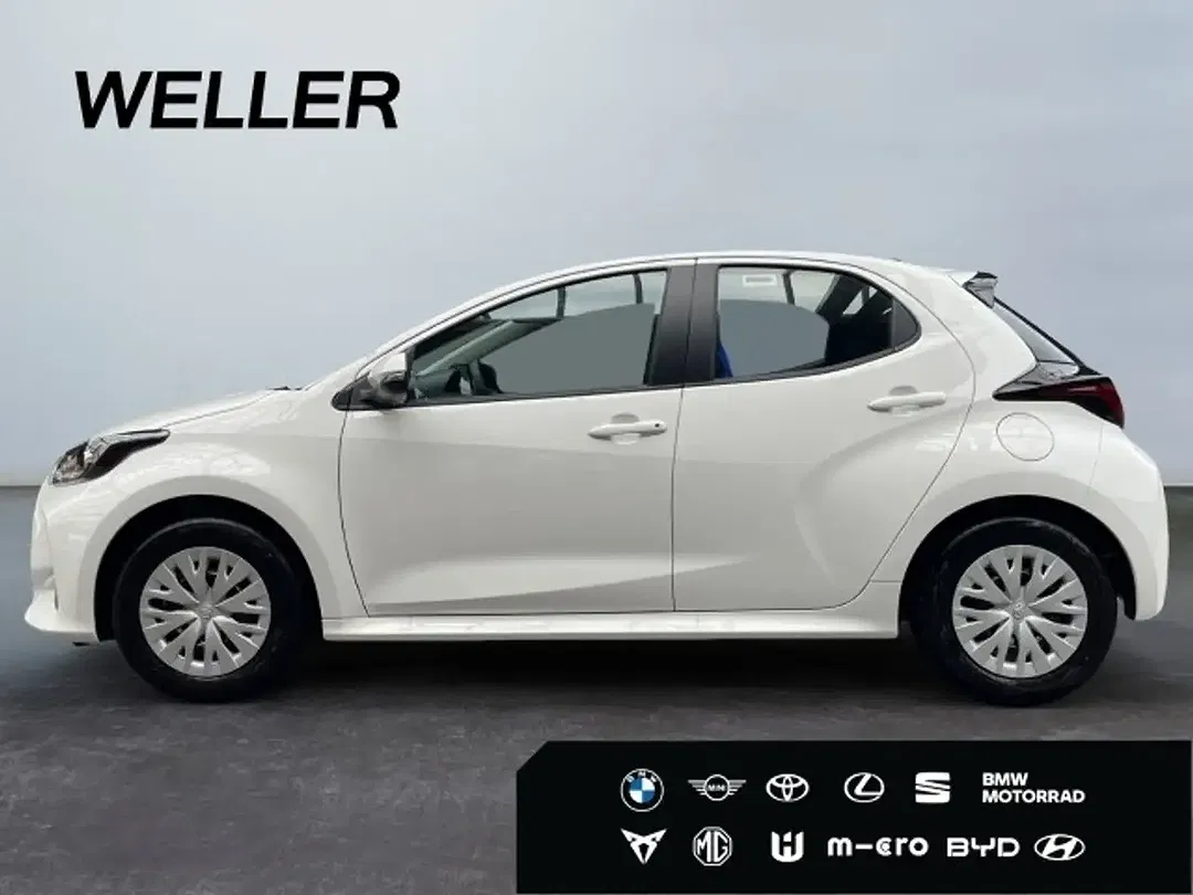 Toyota Yaris - Thumbnail 4