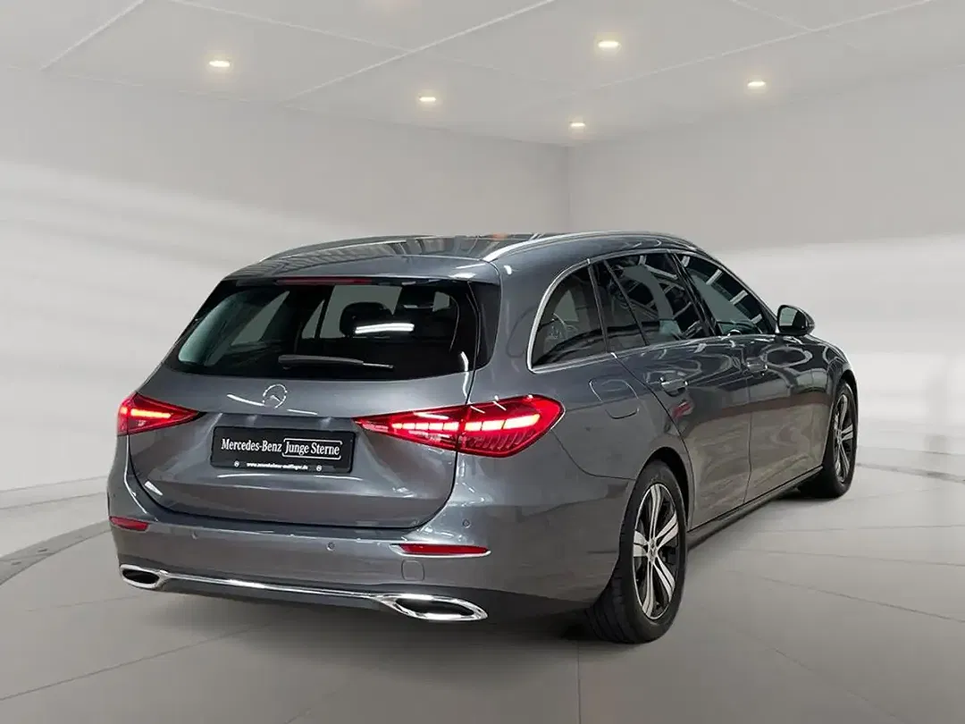 Mercedes-Benz C 220 - Thumbnail 2