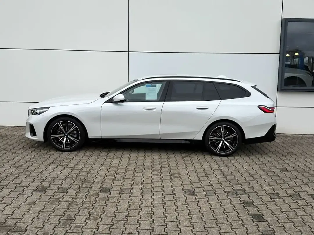 BMW 520 - Thumbnail 4