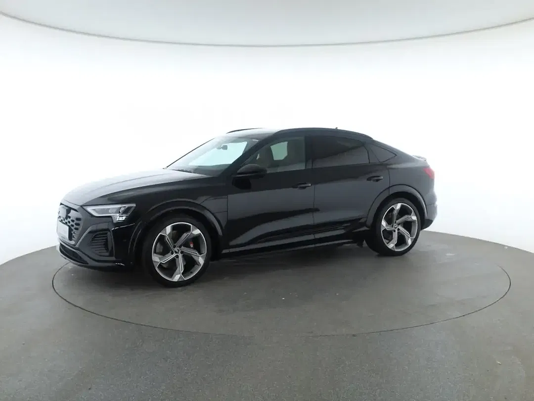 Audi SQ8 e-tron quattro