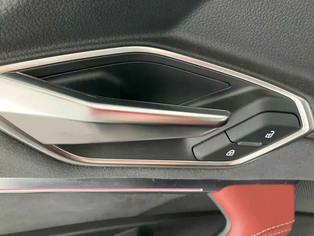 Audi SQ8 - Thumbnail 12