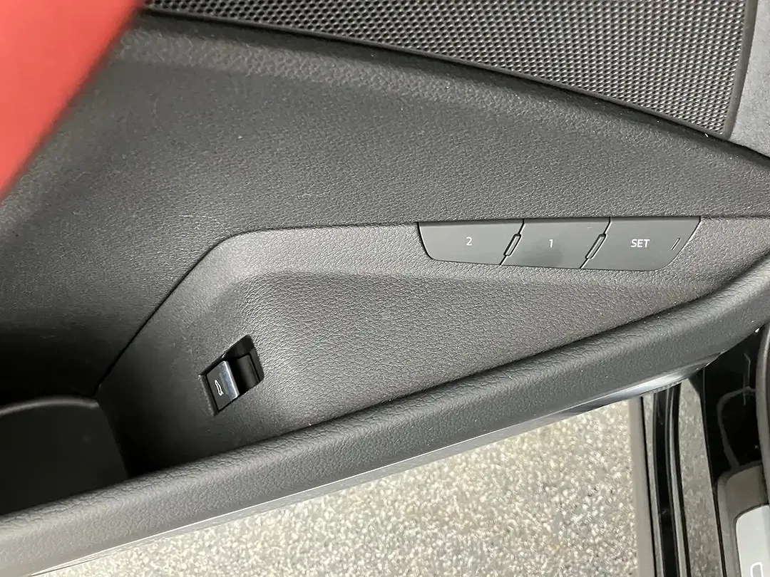 Audi SQ8 - Thumbnail 14