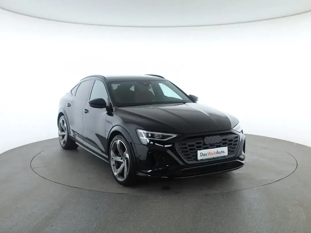 Audi SQ8 - Thumbnail 3