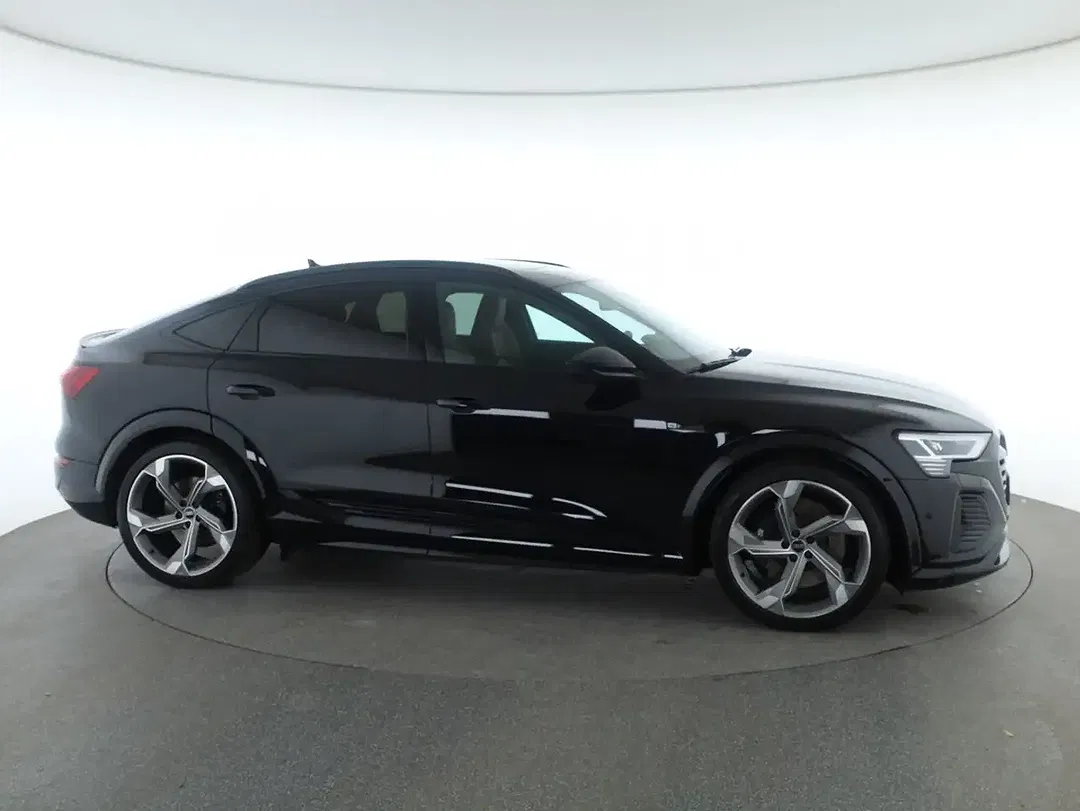 Audi SQ8 - Thumbnail 4