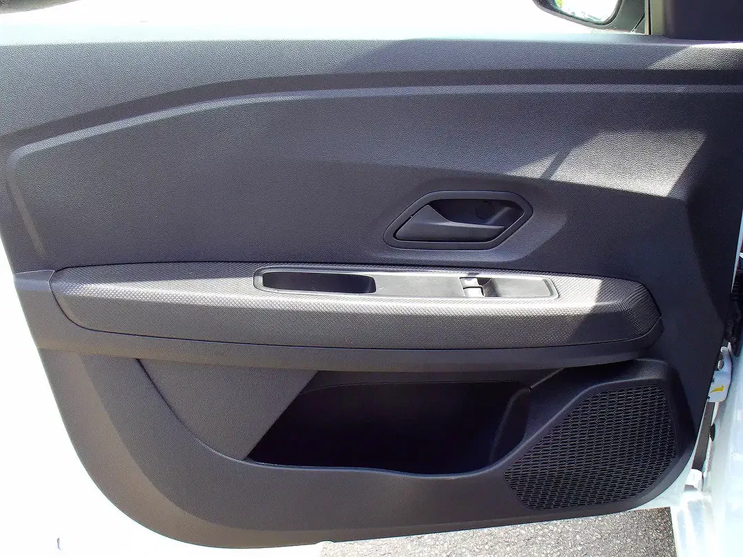 Dacia Sandero - Thumbnail 11