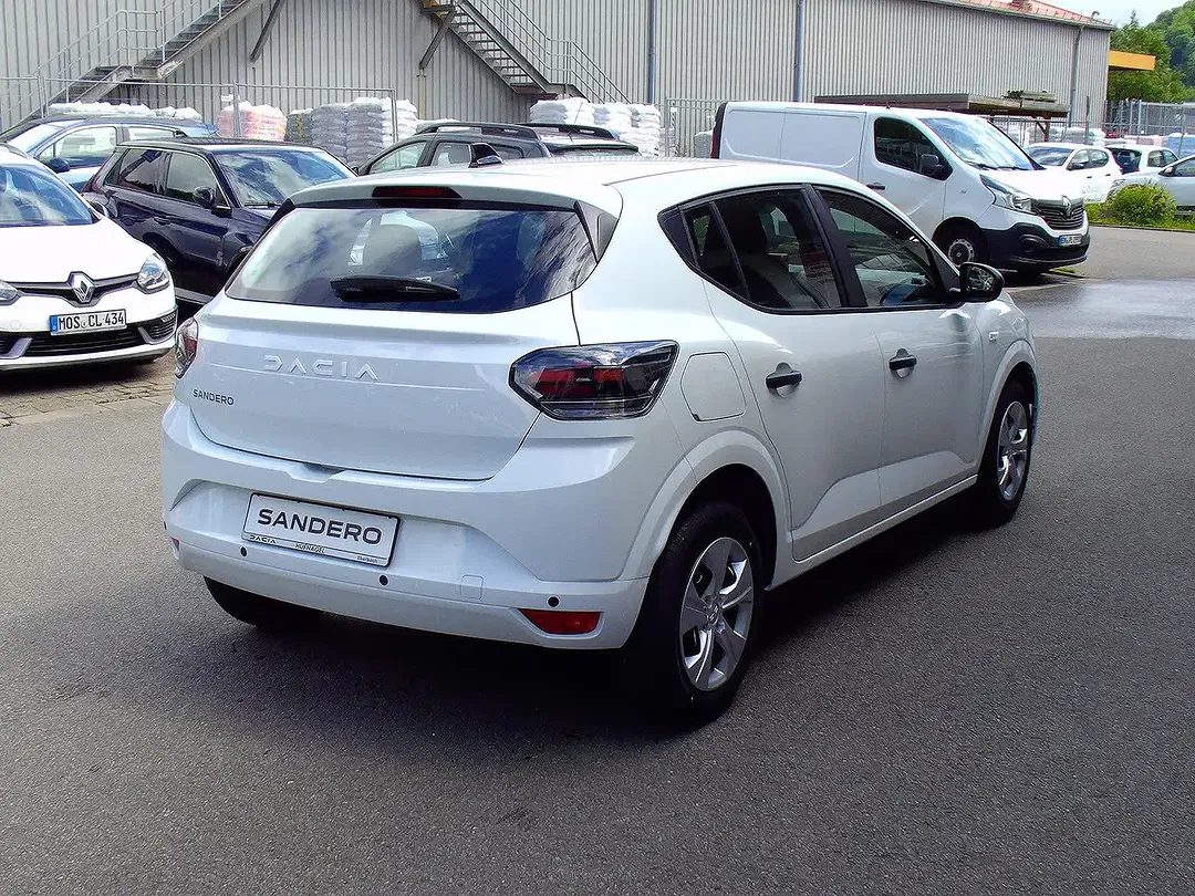 Dacia Sandero - Thumbnail 5