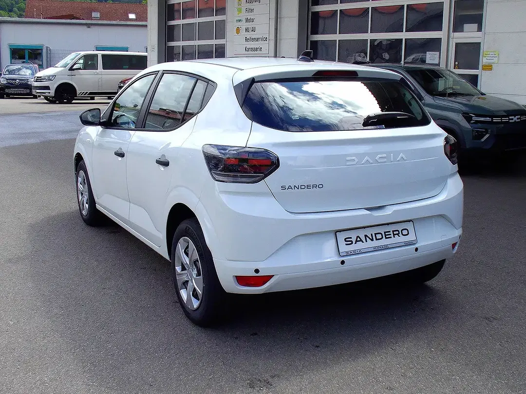 Dacia Sandero - Thumbnail 6