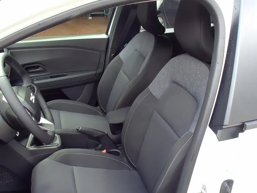 Dacia Sandero - Thumbnail 8
