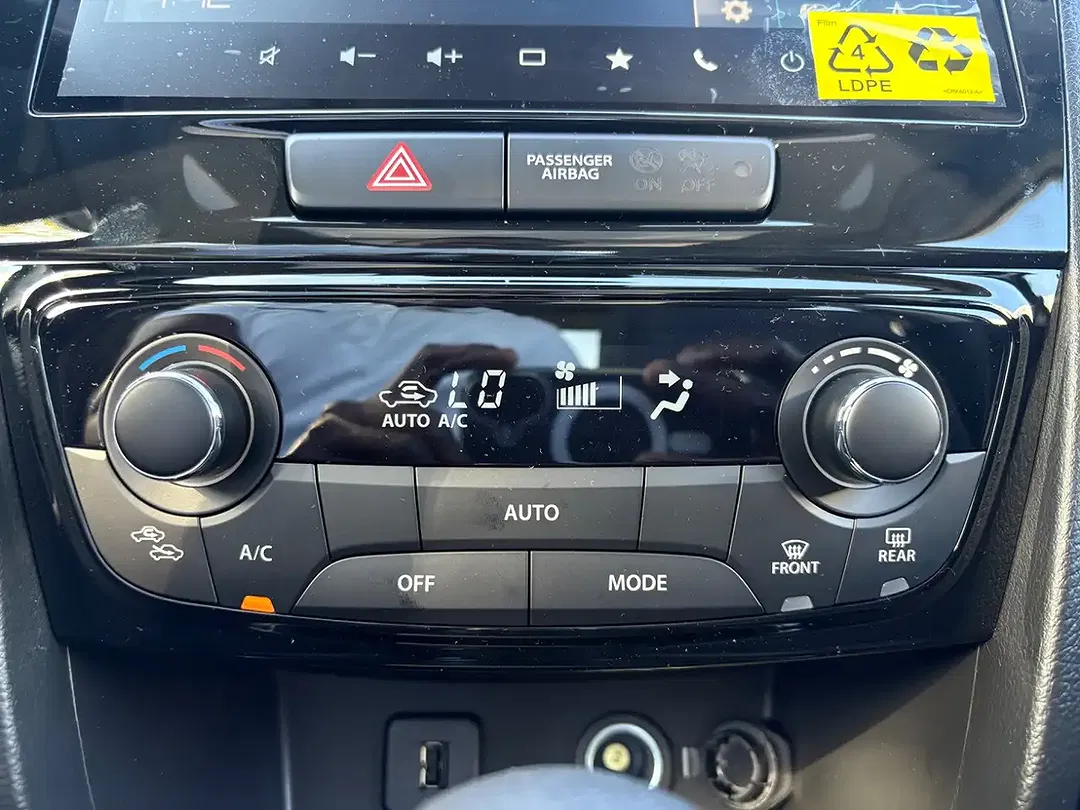 Suzuki Vitara - Thumbnail 12