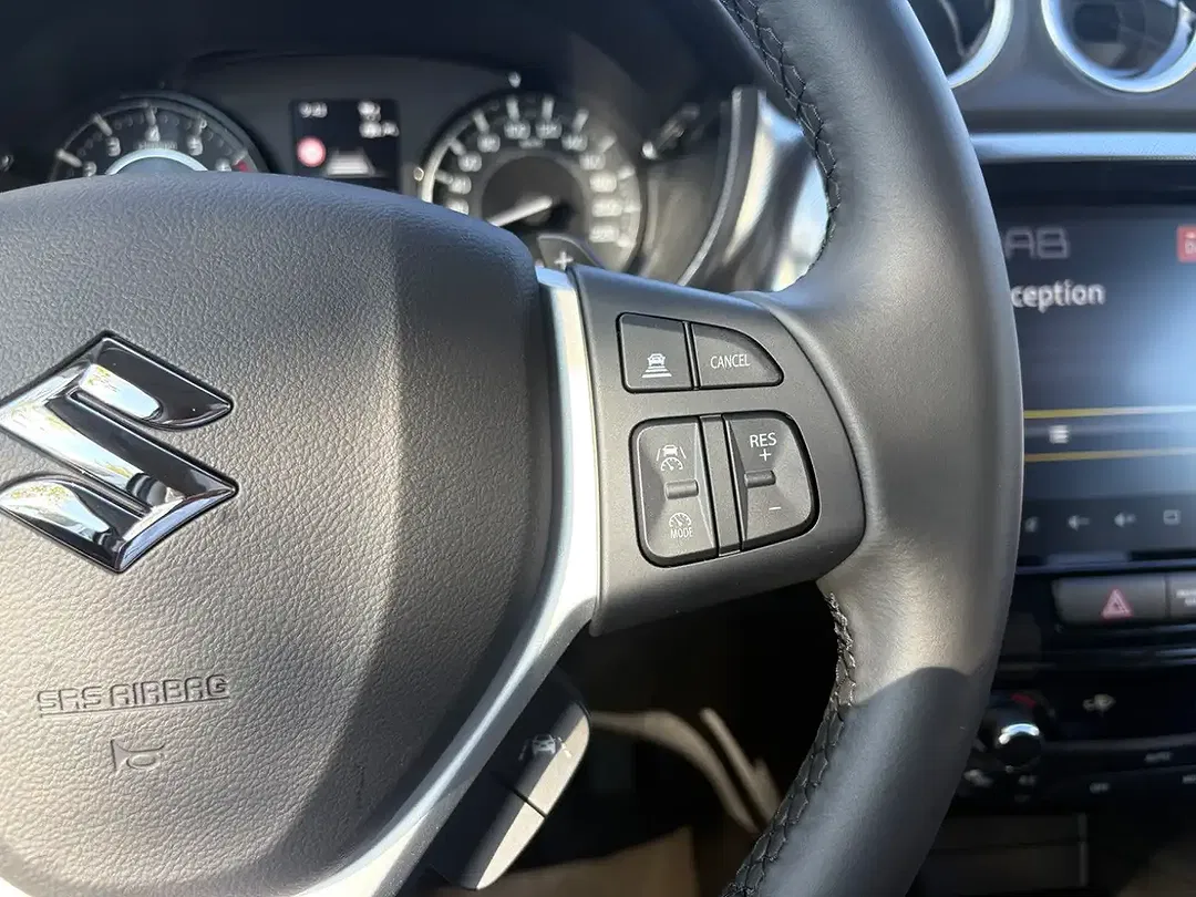 Suzuki Vitara - Thumbnail 16
