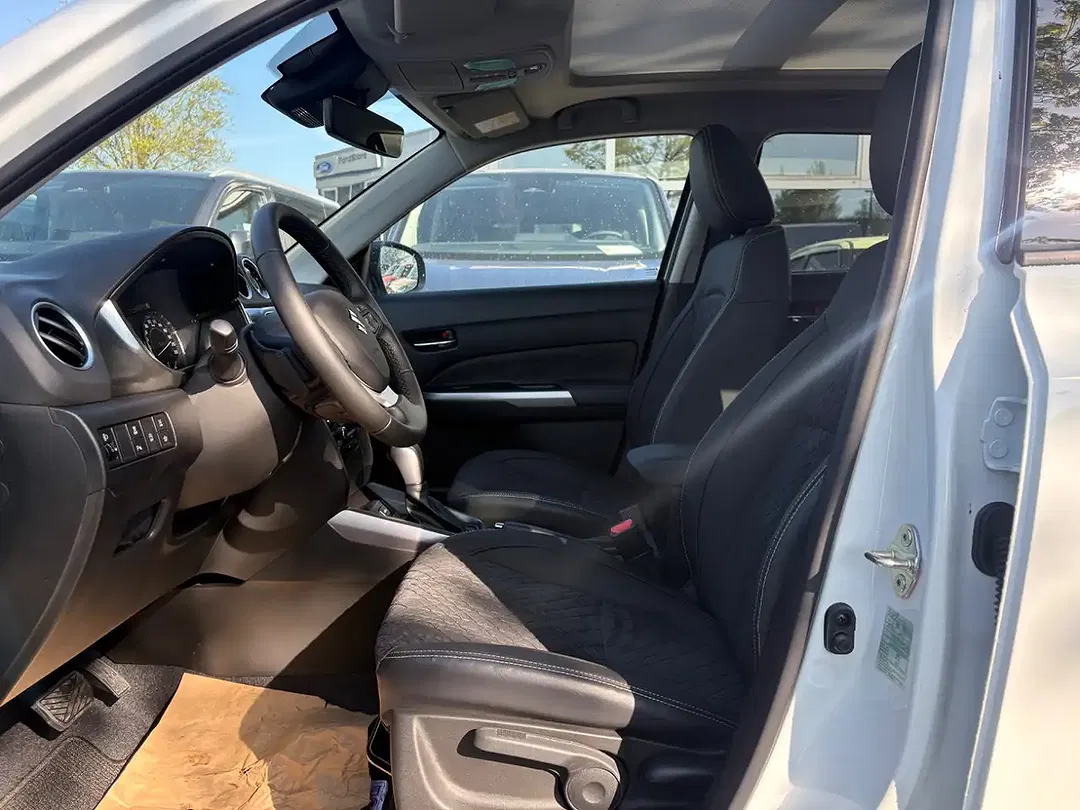 Suzuki Vitara - Thumbnail 19
