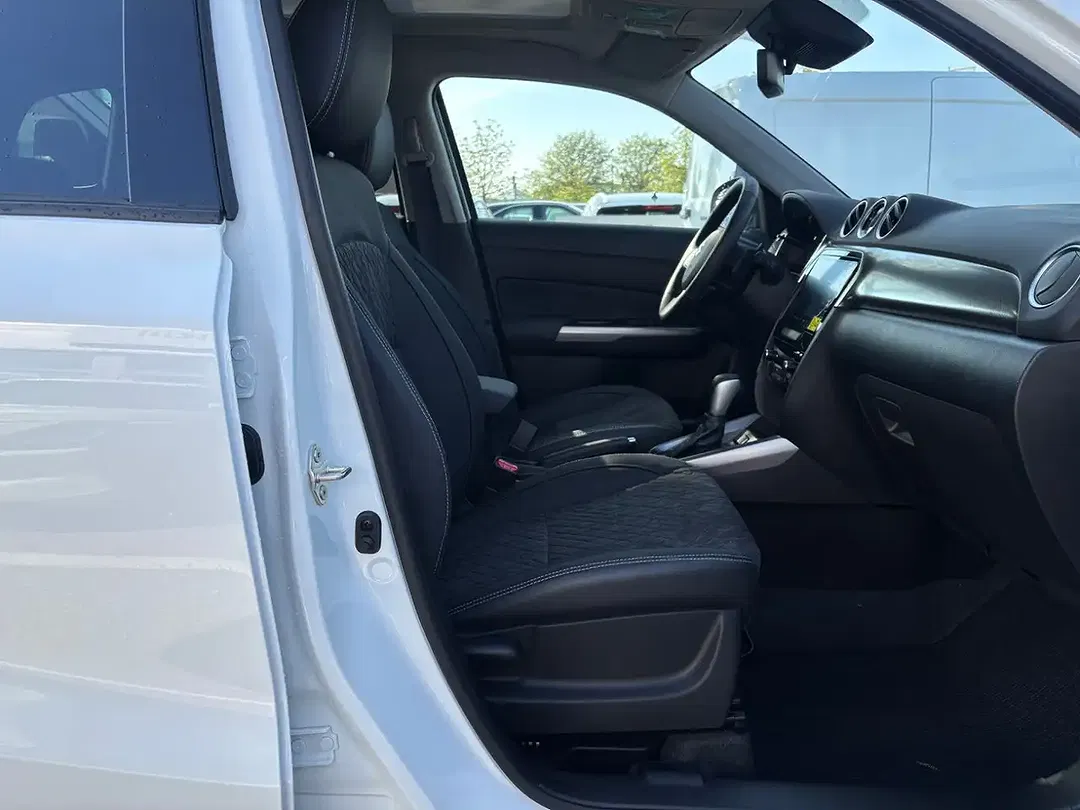Suzuki Vitara - Thumbnail 20