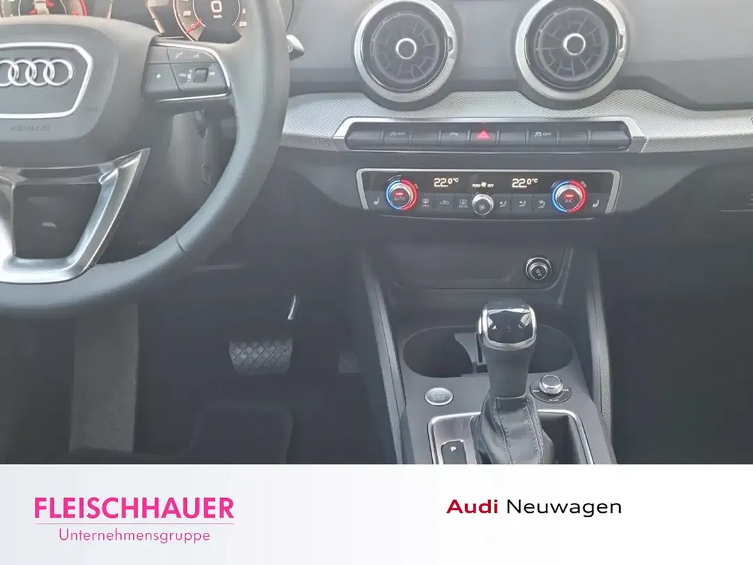 Audi Q2 - Thumbnail 11