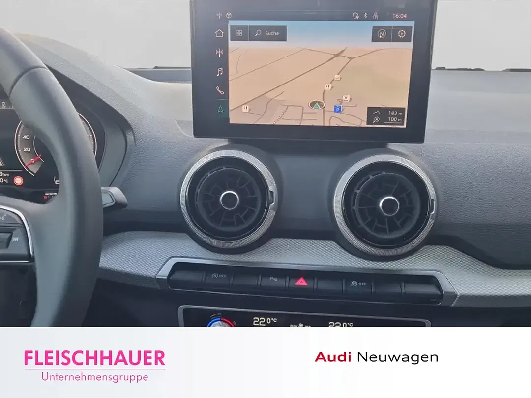 Audi Q2 - Thumbnail 12