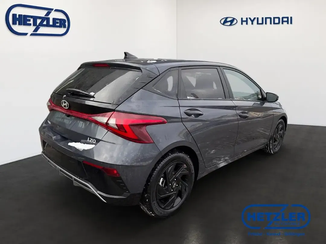 Hyundai i20 - Thumbnail 3