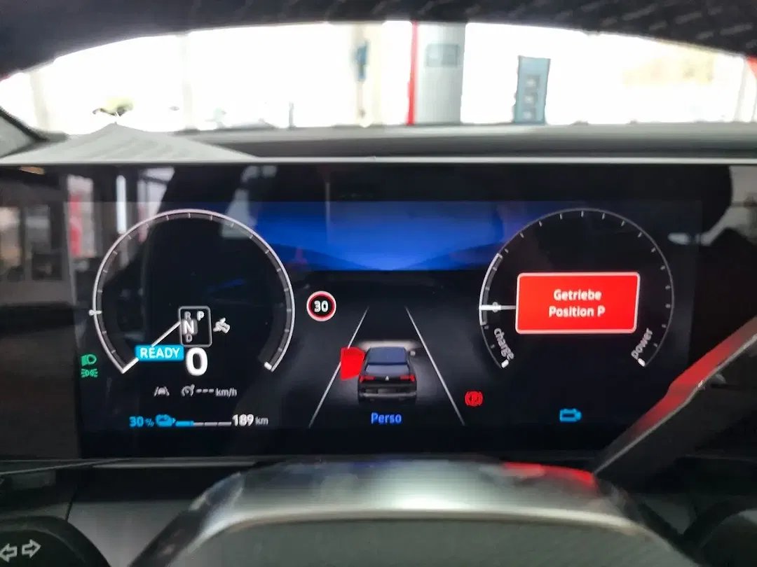 Mitsubishi Eclipse Cross - Thumbnail 14