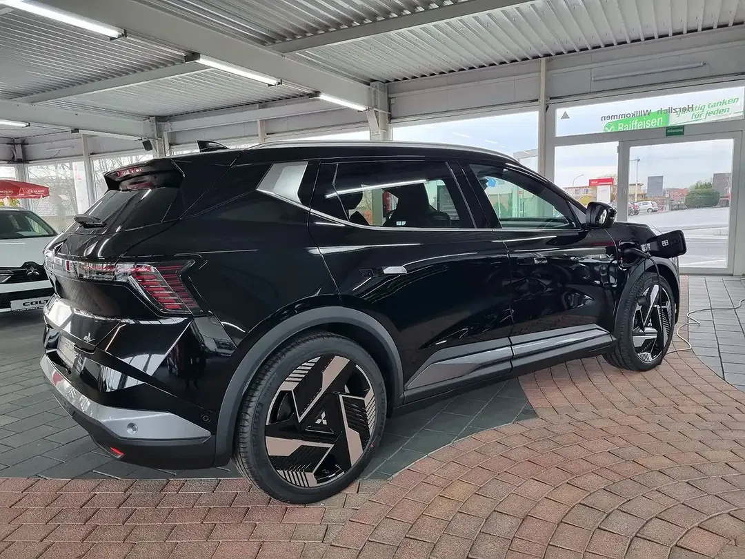 Mitsubishi Eclipse Cross - Thumbnail 5