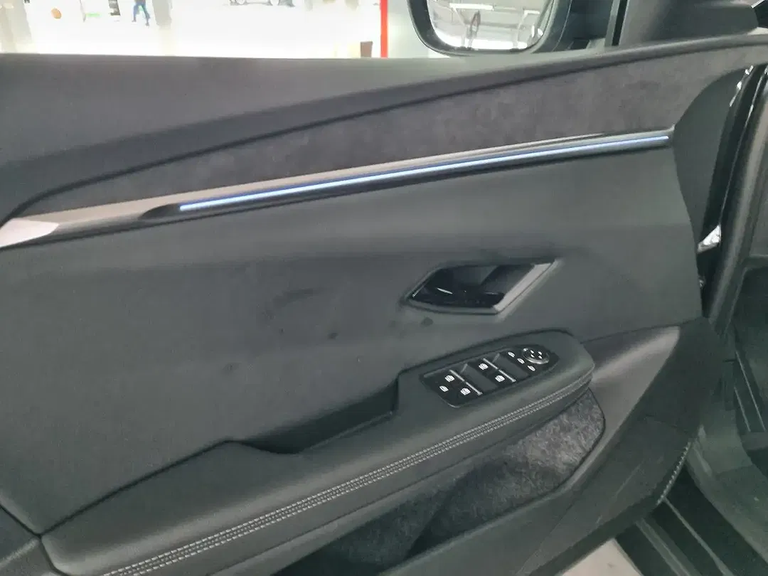 Mitsubishi Eclipse Cross - Thumbnail 7