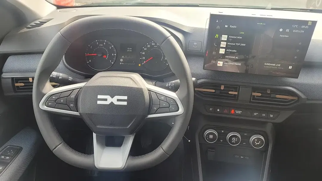Dacia Sandero - Thumbnail 14