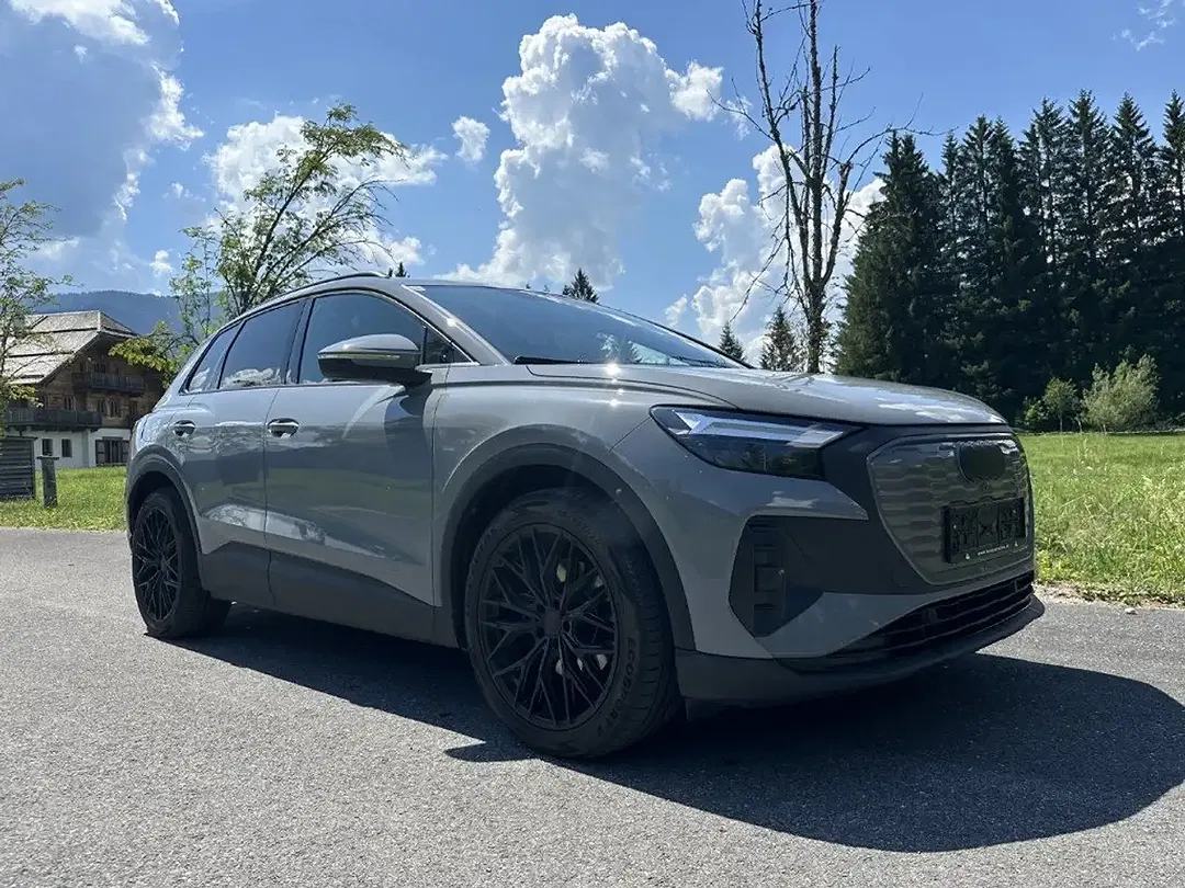 Audi e-tron - Thumbnail 3