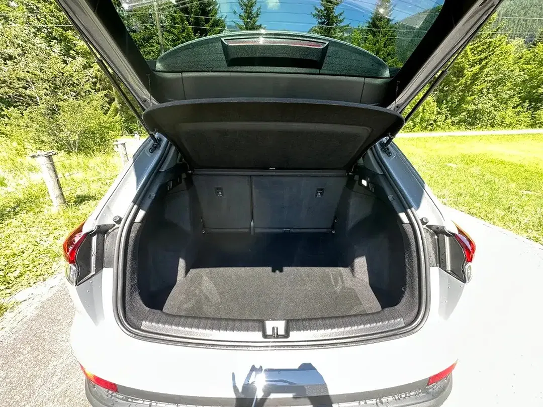 Audi e-tron - Thumbnail 9