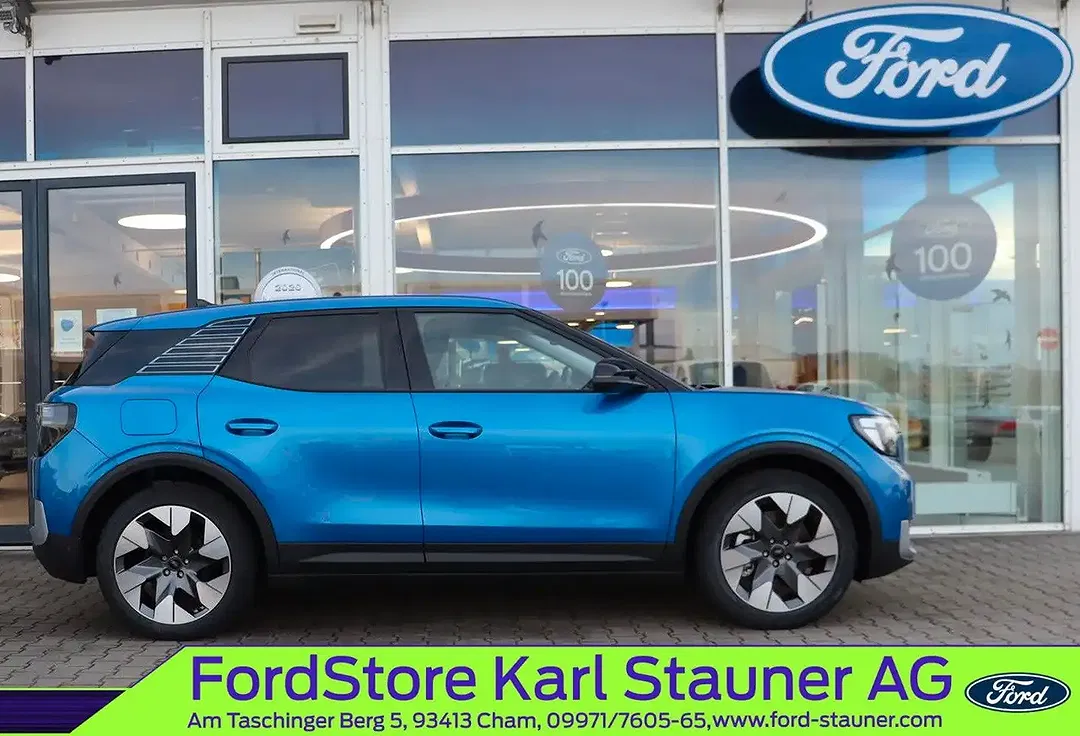 Ford Explorer - Thumbnail 39