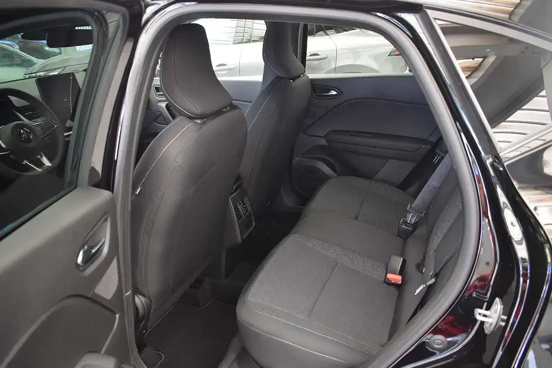 Mitsubishi ASX - Thumbnail 8