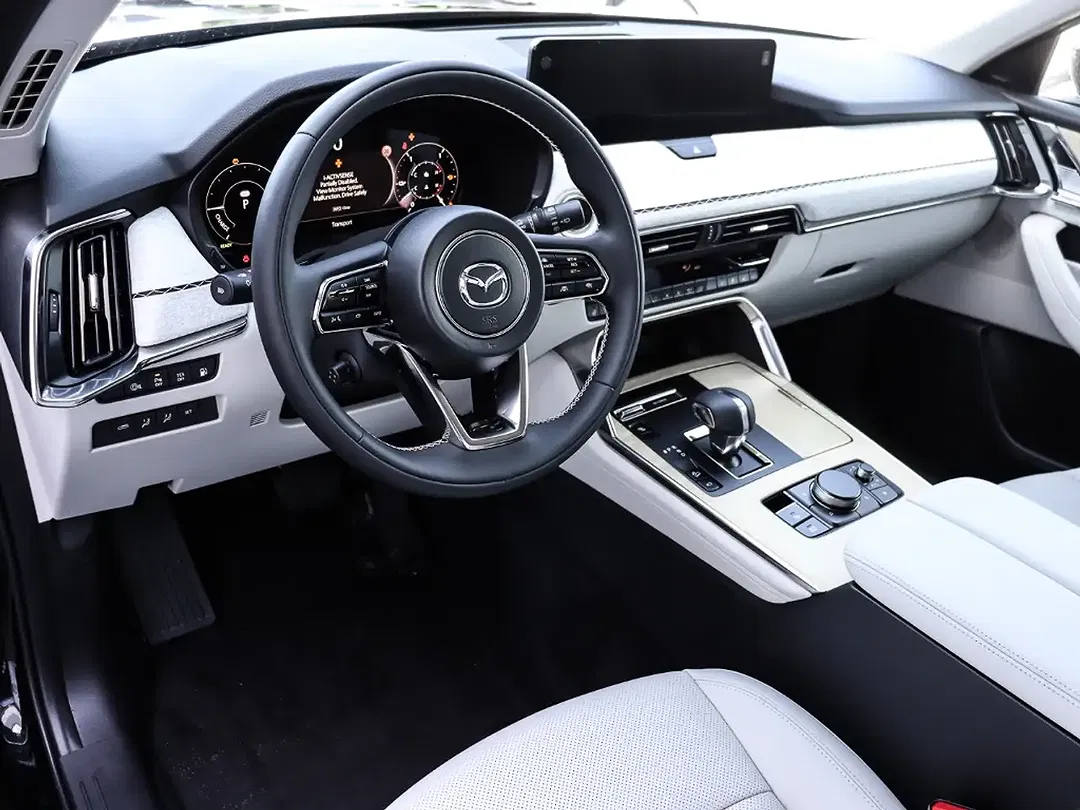 Mazda CX-60 - Thumbnail 4