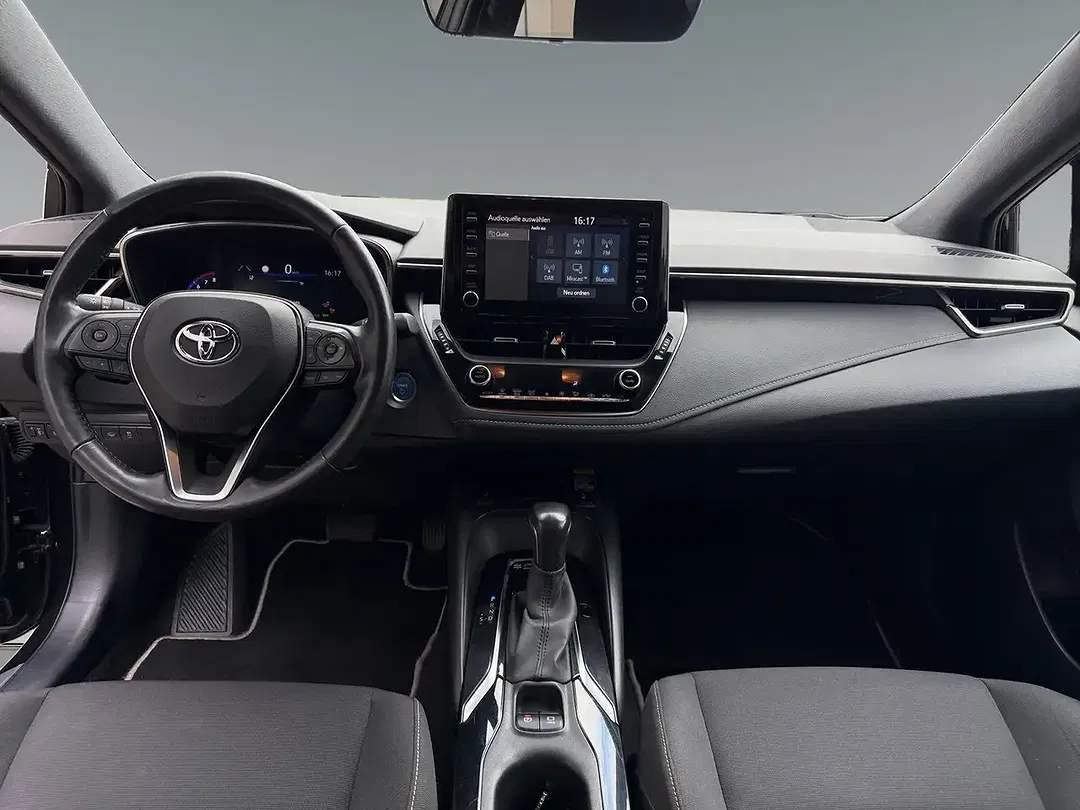 Toyota Corolla - Thumbnail 10