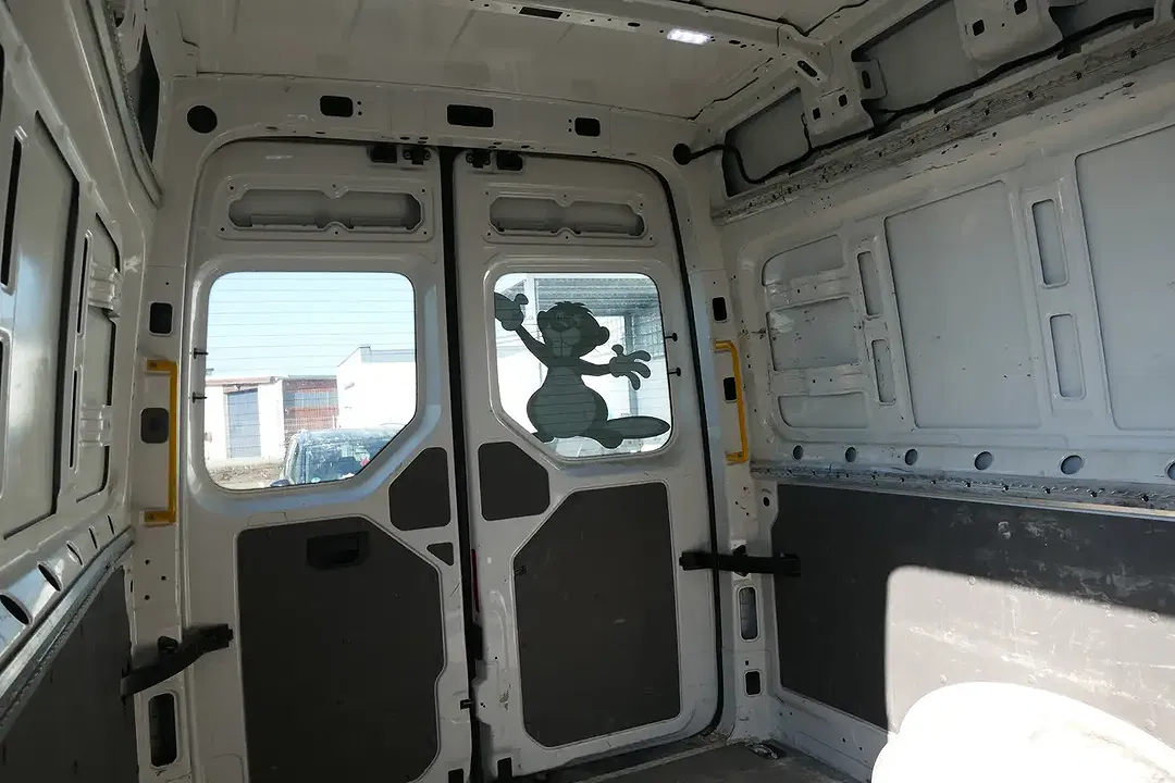 Volkswagen Crafter - Thumbnail 12