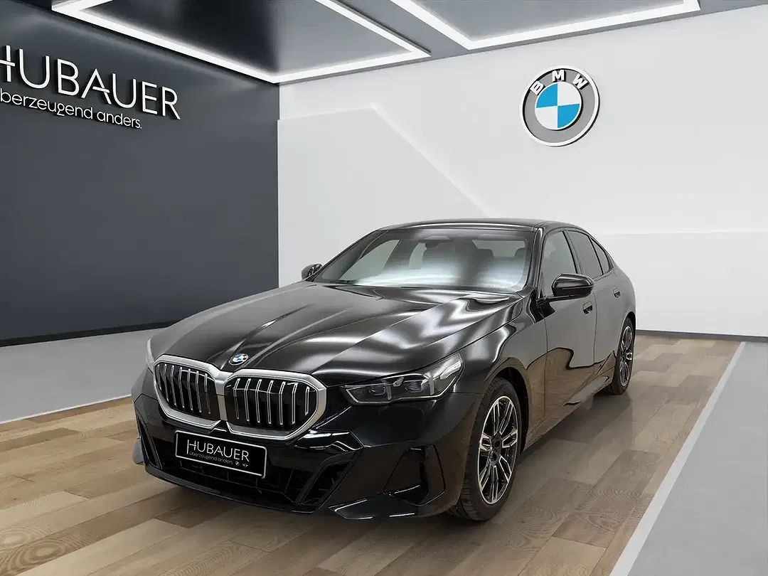 BMW 520 - Thumbnail 1