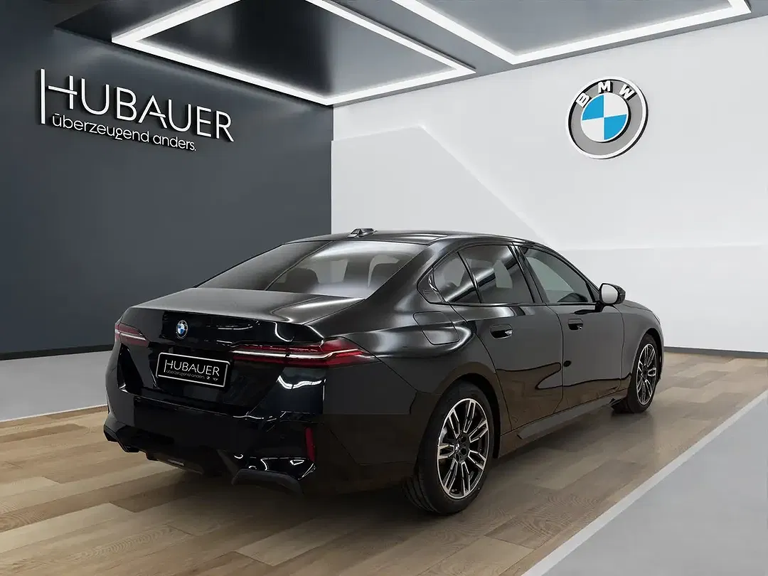 BMW 520 - Thumbnail 4