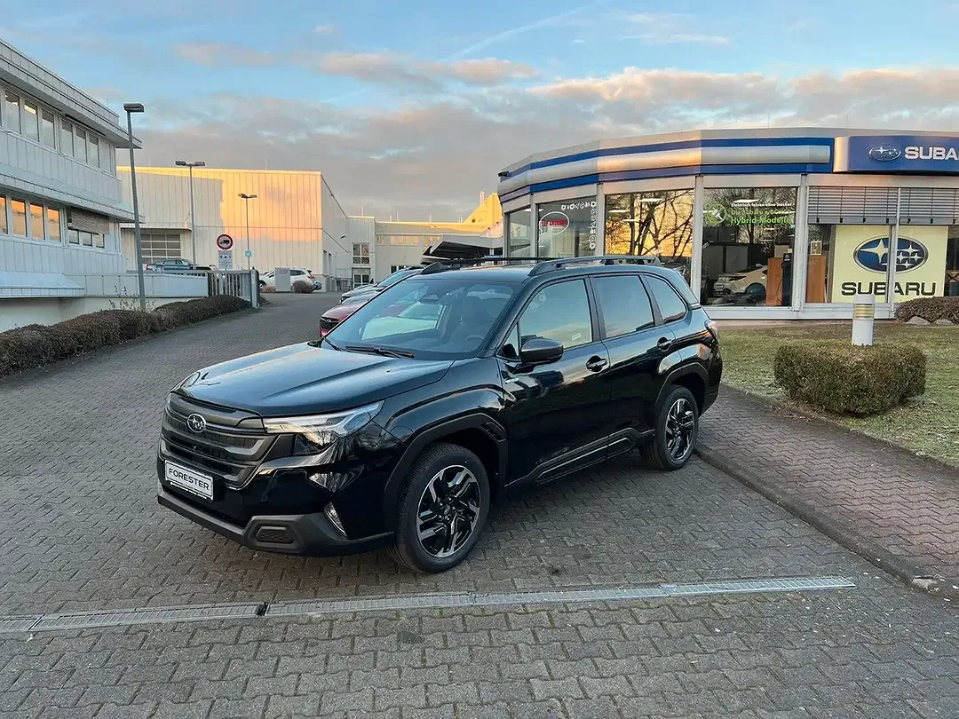 Subaru Forester - Thumbnail 1