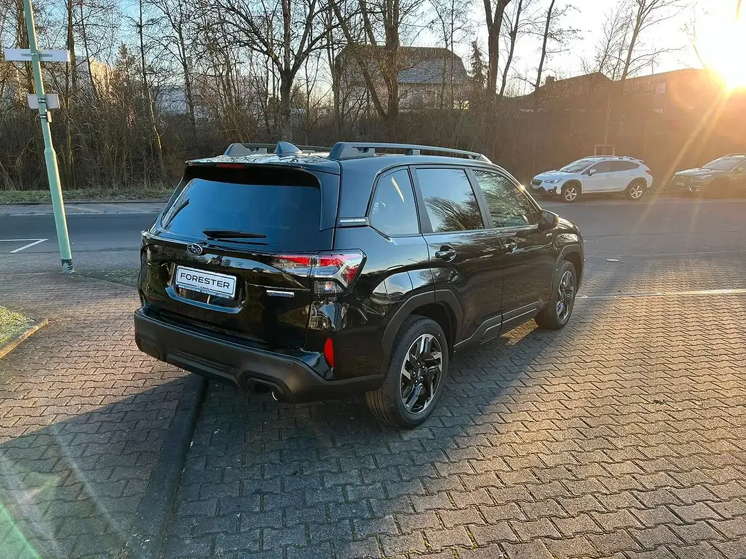 Subaru Forester - Thumbnail 4