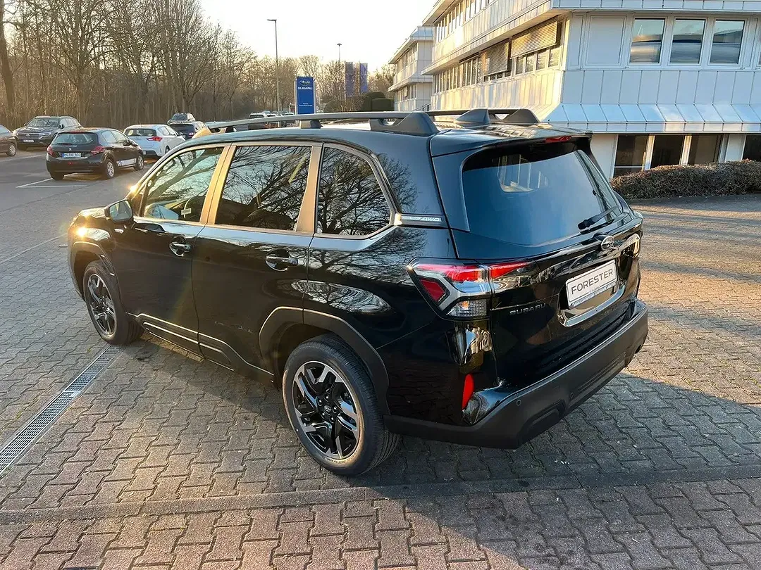 Subaru Forester - Thumbnail 8