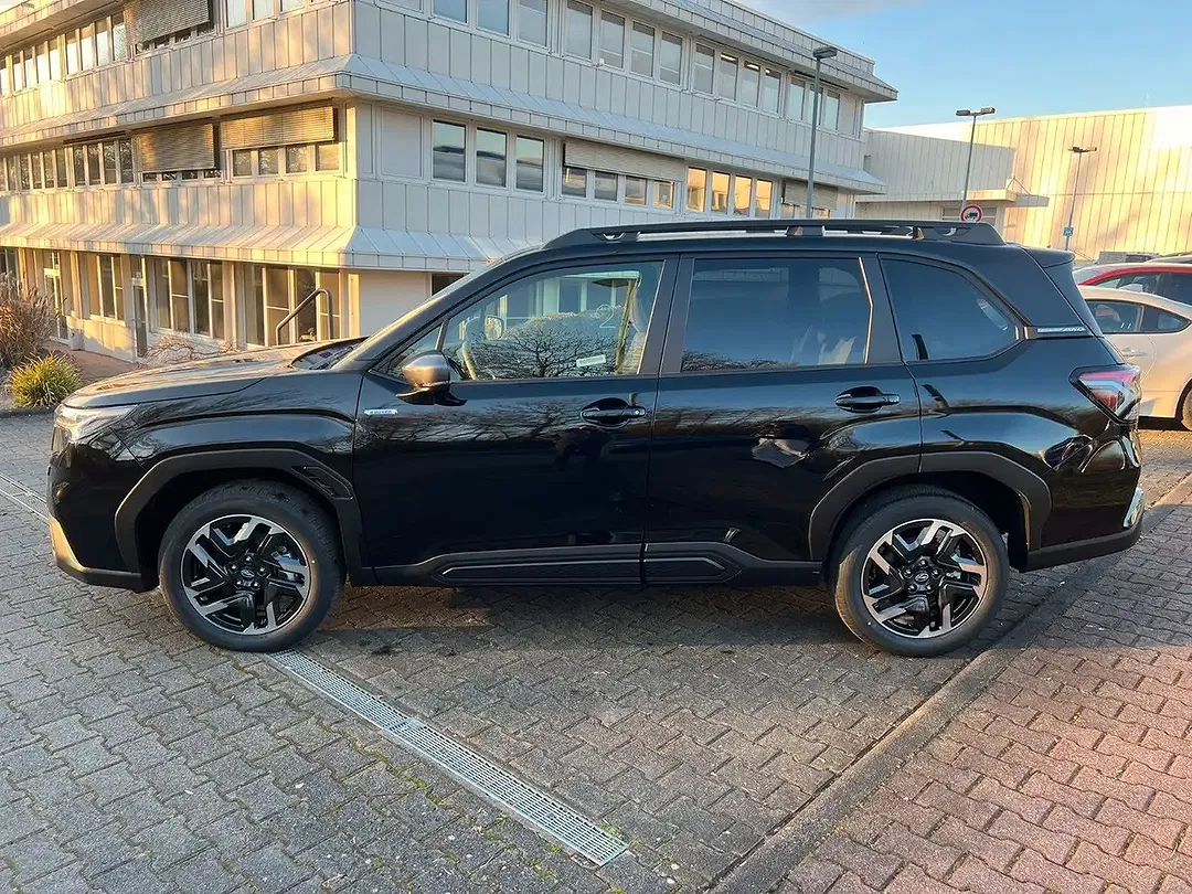 Subaru Forester - Thumbnail 9